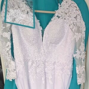 Womens wedding dress